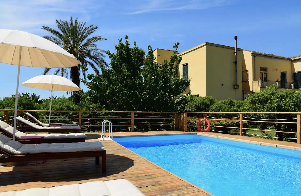 Giardino Arancio - Casa Vacanze 加里 0*,  意大利