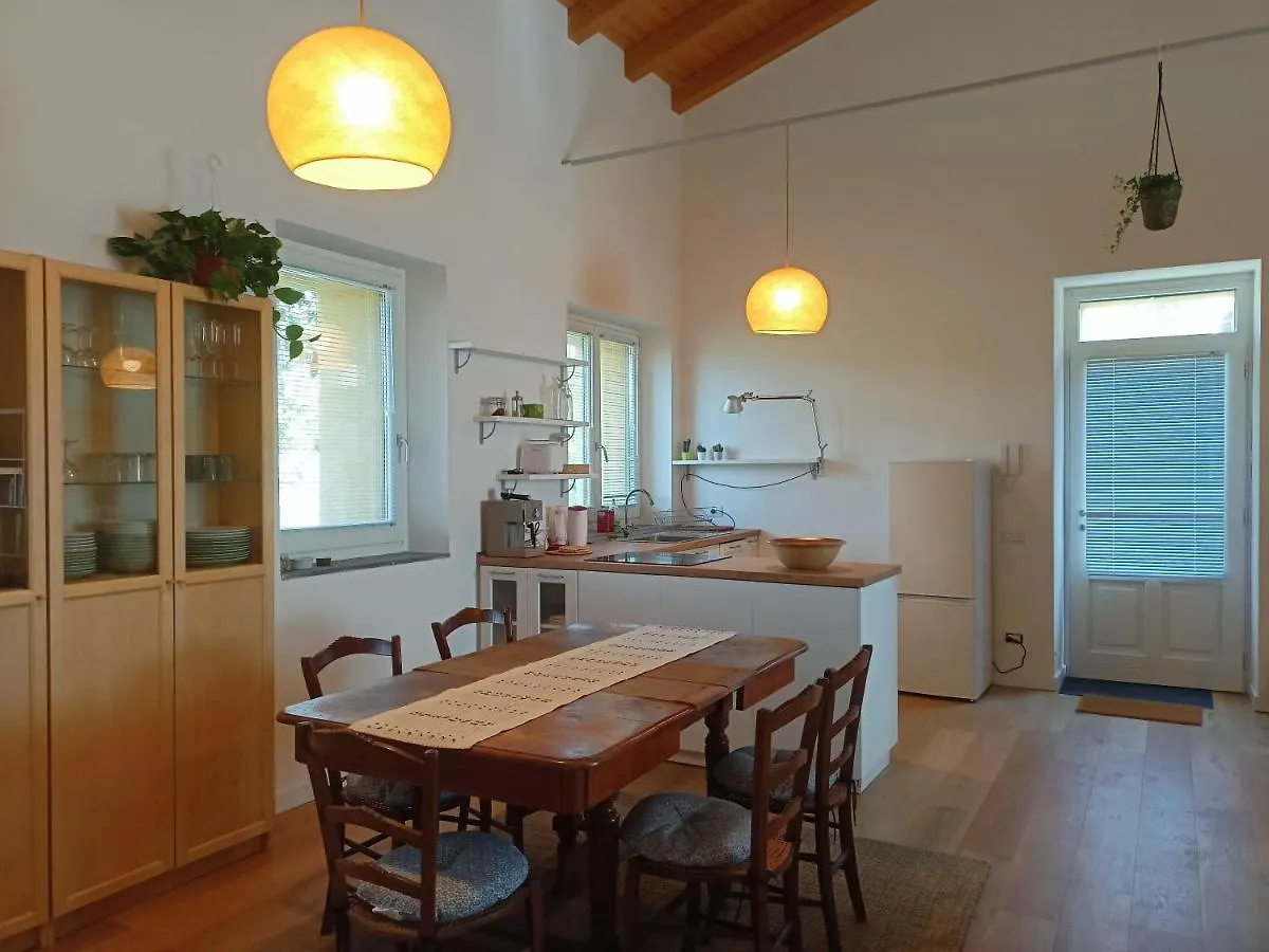 Giardino Arancio - Casa Vacanze 加里 0*,